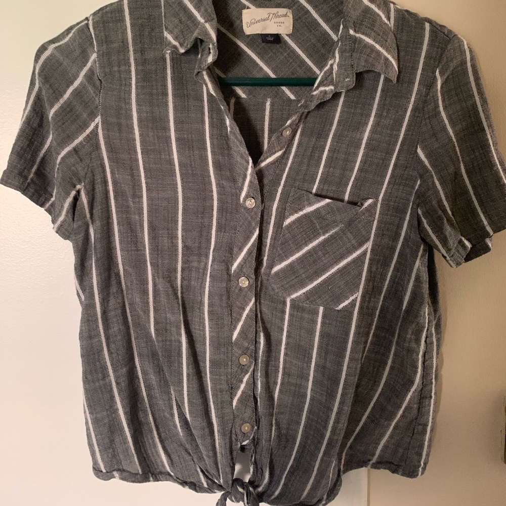 Striped shirt universal thread